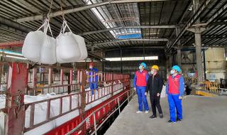 四川电力陈强 13省市支援四川供电