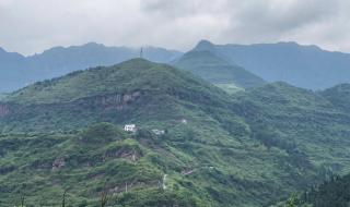 四渡赤水出奇兵合唱词 四渡赤水出奇兵歌曲