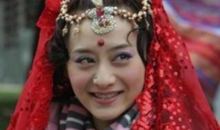 86版西游记蜘蛛精下河洗澡是男扮女装的吗 新版西游记蜘蛛精